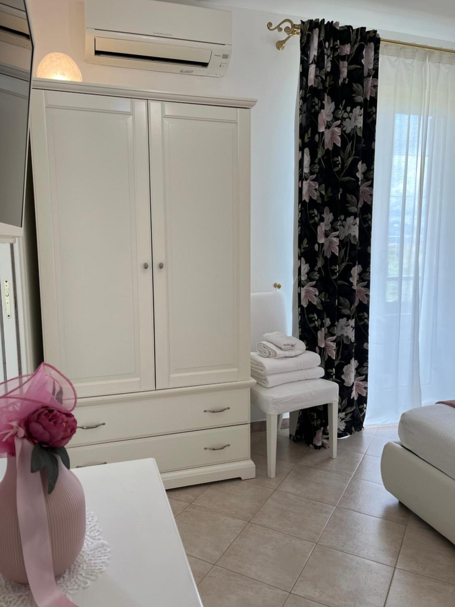 B&B Euthalia Riposto Esterno foto